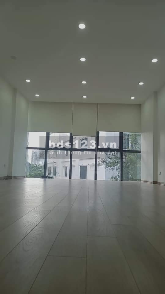 Xuân La 50m2X6T, Thang máy. Lô góc. Ngõ thông kinh doanh đỉnh. Giá 11.5 tỷ.