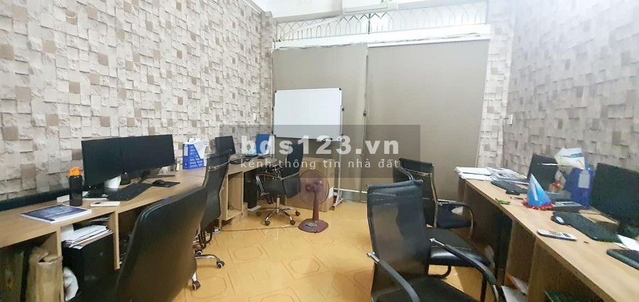 Bán nhà đẹp 3 tầng Thành Thái, Quận 10, DT 4x17m, giá 13.8 tỷ lh 0886880910