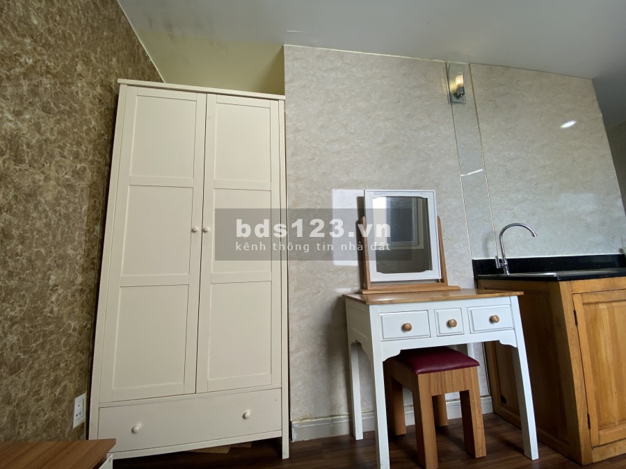 Cho thuê căn hộ dịch vụ 28m2 Trung tâm quận 7 đầy đủ nội thất view đẹp,an ninh tốt