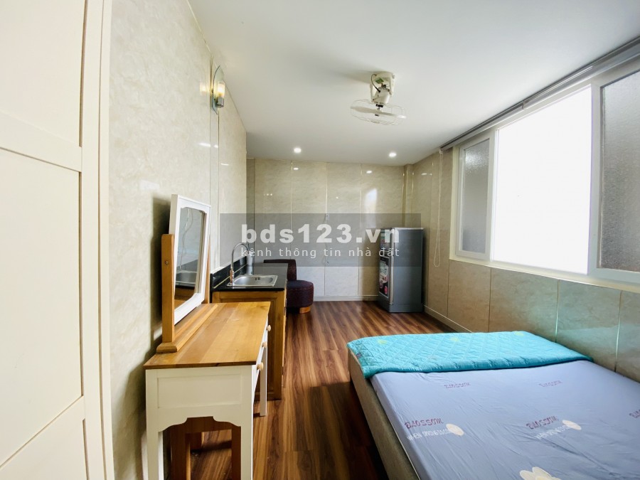 Cho thuê căn hộ dịch vụ 28m2 Trung tâm quận 7 đầy đủ nội thất view đẹp,an ninh tốt