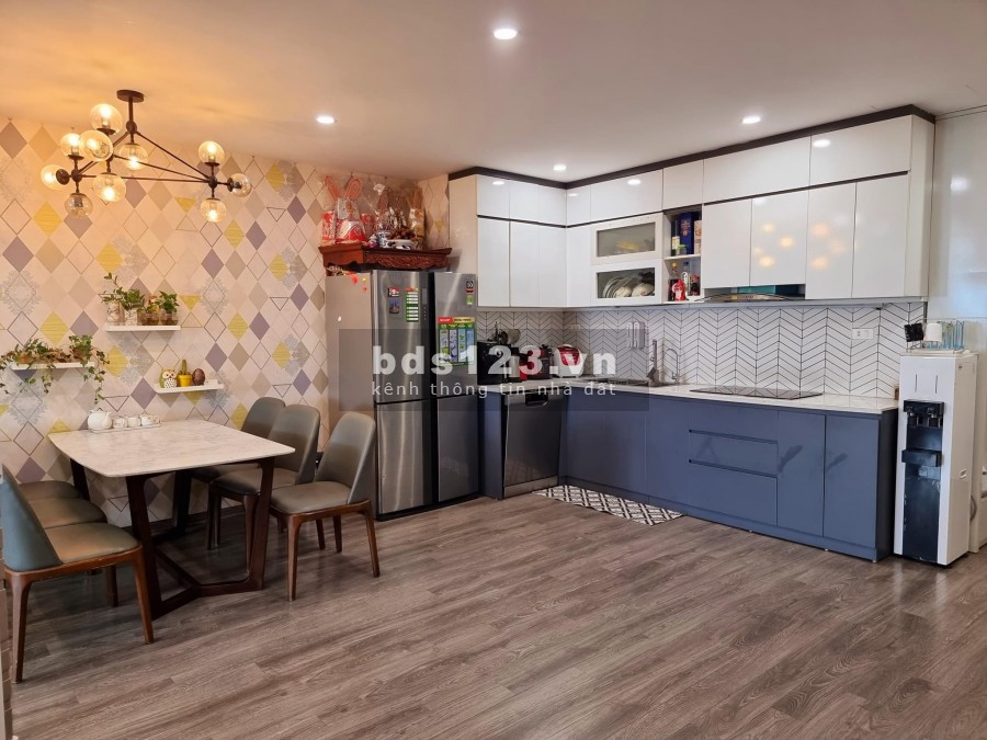 Tôi cần bán nhanh căn hộ 125m 3pn toà Fodacon Bắc Hà (đối diện hv an ninh), lh: 0962027838