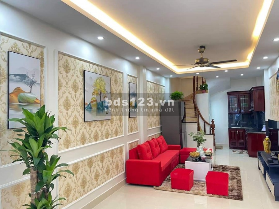 Bán nhà hiếm ngõ 250 Kim Giang 33m2, tầm tiền 2.95 tỷ liên hệ 0988969368