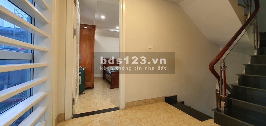 Phân lô, gara oto 16C, MT 5mx DT 55m ở sướng, KD Đỉnh, 10m phố Mễ Trì, 8.09 tỷ