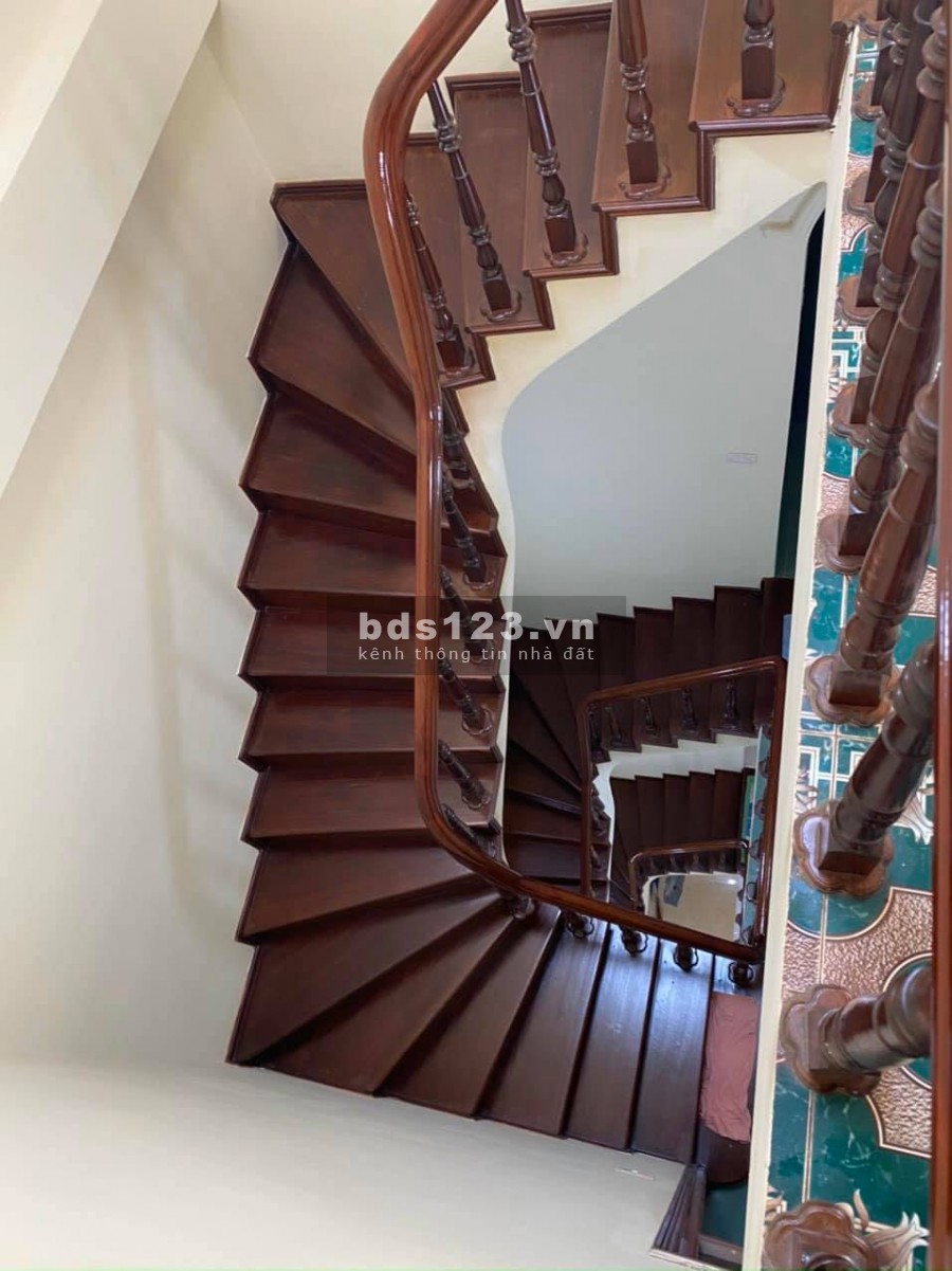 Phân lô Trung Văn, nhà đẹp về ở luôn, diện tích 43m2, giá chỉ 5 tỷ.