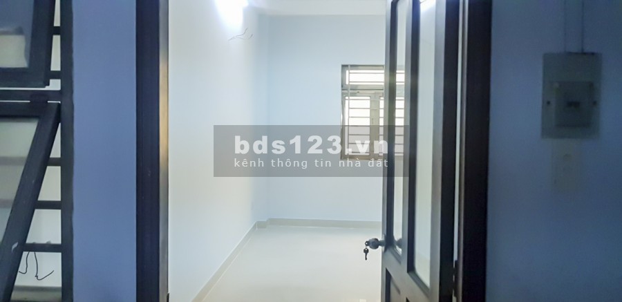 Chính chủ hỗ trợ mùa dịch đến 350k/ tháng tiền thuê phòng tòa nhà 74 Lũy Bán Bích