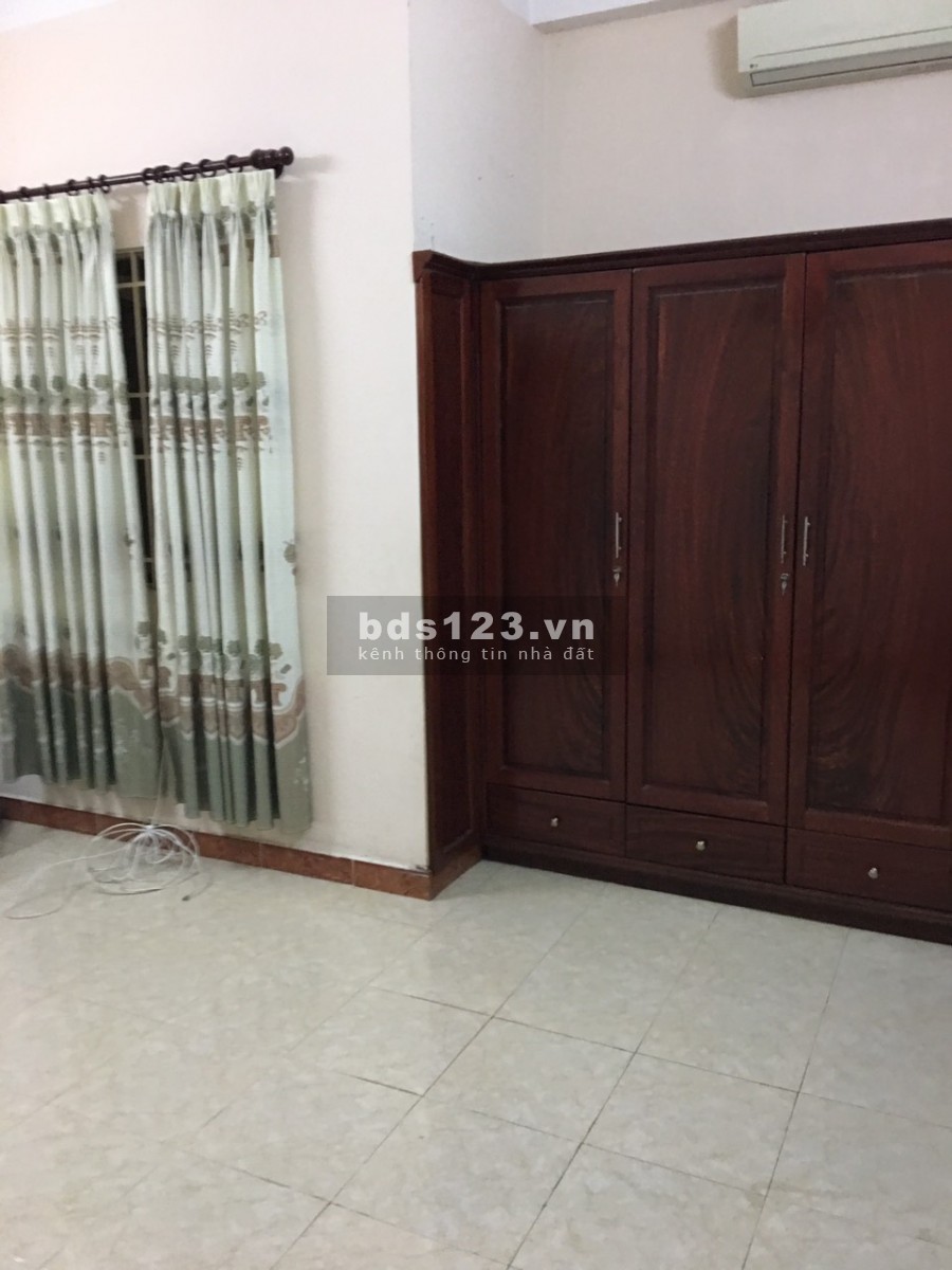 Cho thuê nhà HXT Nguyễn Kiệm, P3, Gò Vấp, 4.5x18m, 1 trệt, 3 lầu, 18 triệu/tháng