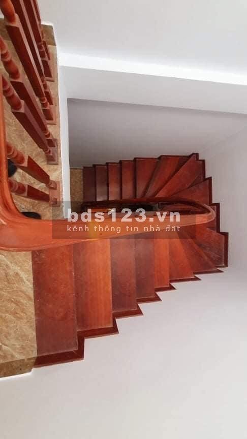 Nhà siêu hót đường phố Vương Thùa Vũ, Quận Thanh Xuân, 2 mặt thoáng, ô tô 7 chỗ đổ cửa