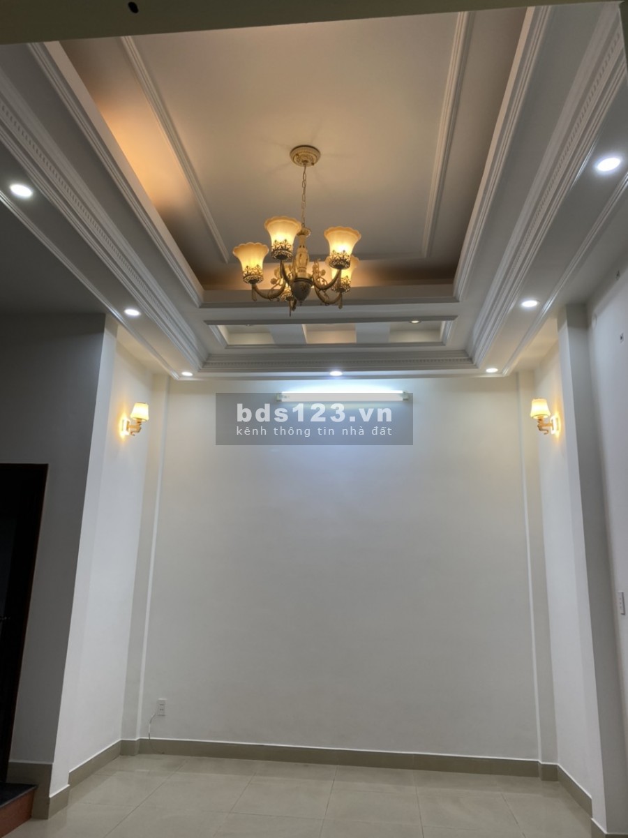 Nhà trung tâm sát bên Đặng Văn Bi Cách mặt tiền đường 9 Trường Thọ 20m Dt. 68,5m2 giá 5,9 tỷ
