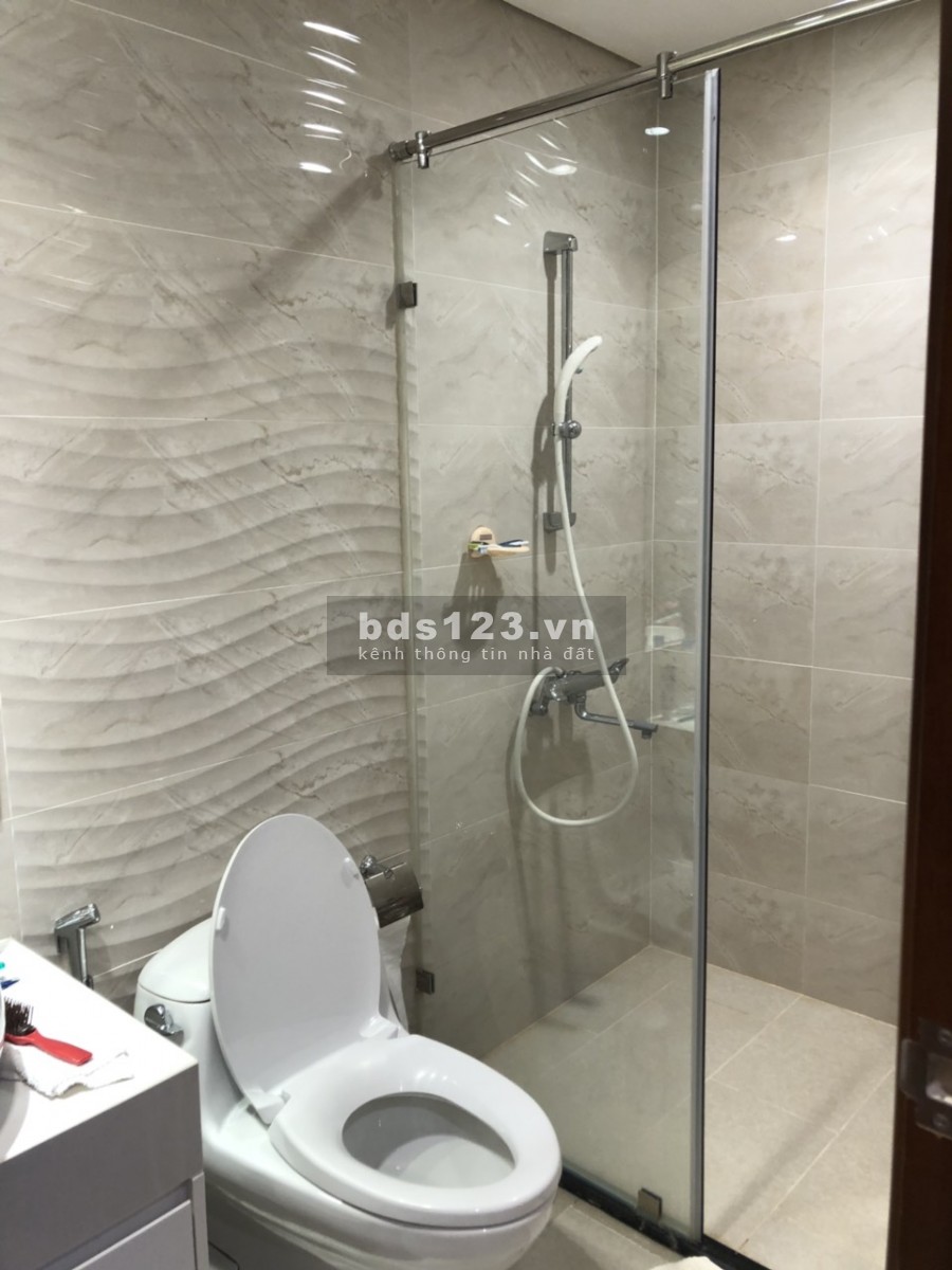 Căn hộ cao cấp full nội thất mặt tiền Nguyễn Văn Linh, giá chỉ 660 triệu, pháp lí đâỳ đủ