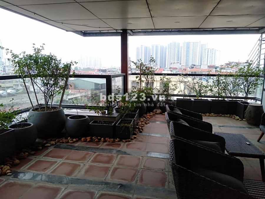 Bán tòa nhà lô góc 8 tầng x 93m2 thang máy, ô tô tránh, KD phố Nguyễn Khả Trạc giá 27 tỷ