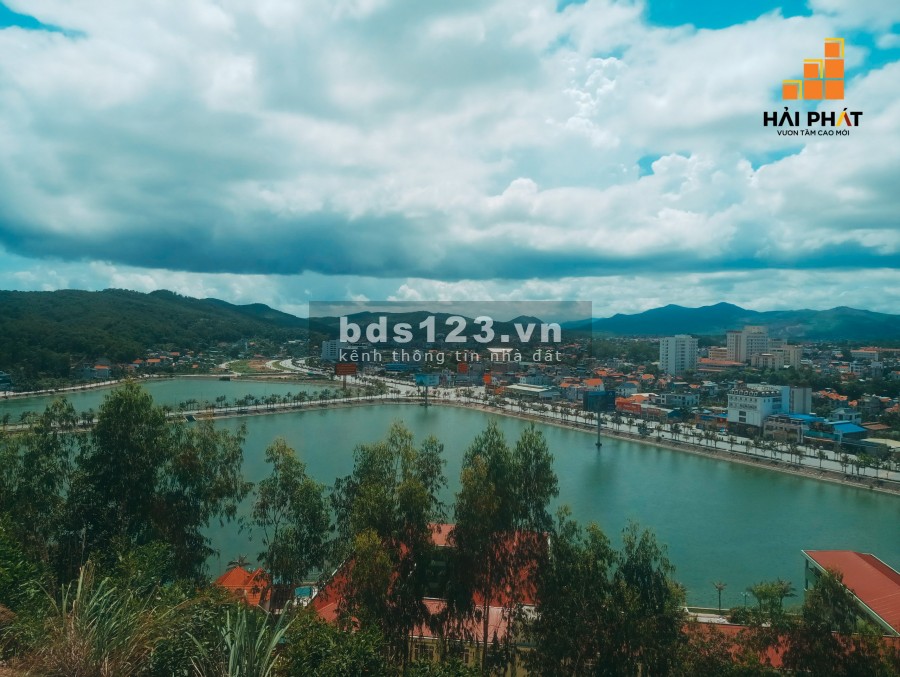 Biệt thự Hạ Long trên đồi tựa sơn hướng biển