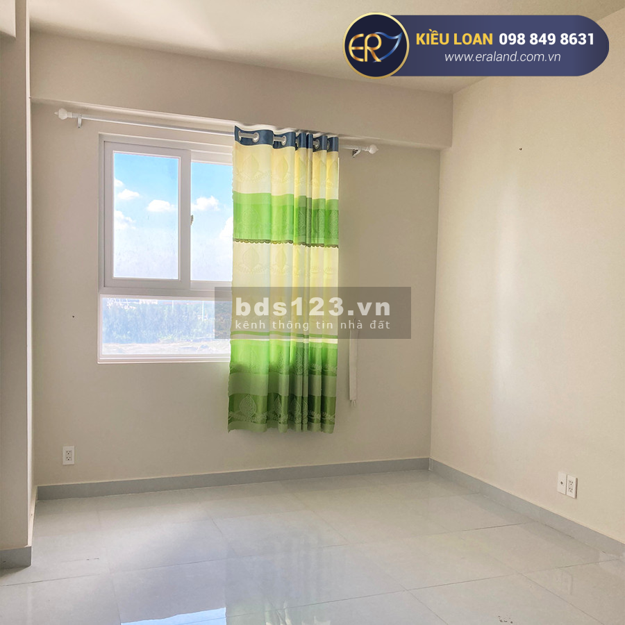Căn hộ giá rẻ dt 65m2 , 2PN-2WC có sẵn máy lạnh gần Khu CNC Quận 9