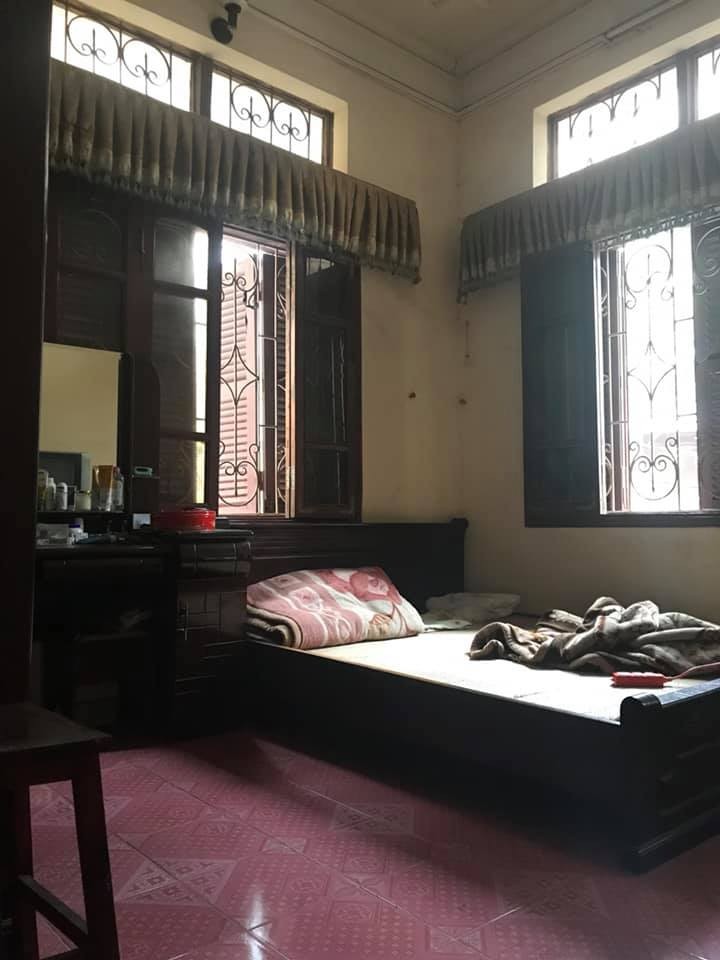 Bán gấp nhà mặt phố CỰ LỘC, Thanh Xuân, Cạnh Royal city 42m2,3 tầng, mặt tiền 6m kinh doanh đỉnh.