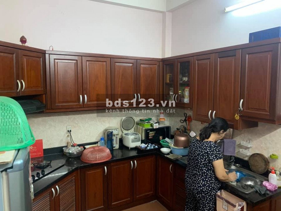 Bán nhà Trịnh Đình Thảo, Tân Phú dt 60m2 (4x15m), 3 tầng, HXH, Nhà đẹp, sổ hồng, giá 7.5 tỷ