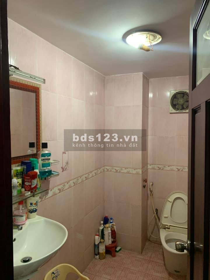 Bán nhà Trịnh Đình Thảo, Tân Phú dt 60m2 (4x15m), 3 tầng, HXH, Nhà đẹp, sổ hồng, giá 7.5 tỷ