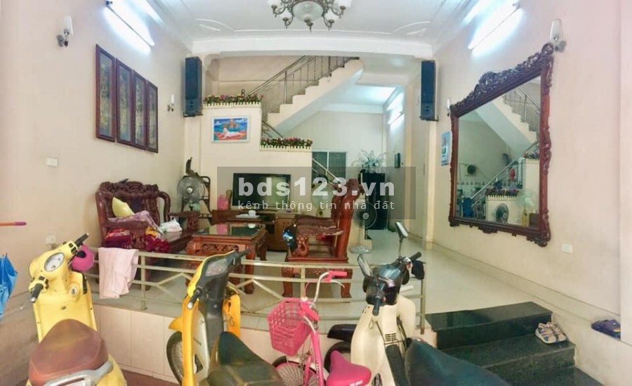 Nhỉnh 2 tỷ nhà 42m 4 tầng số 41/254 Tam Trinh Hoàng Mai, khu an ninh
