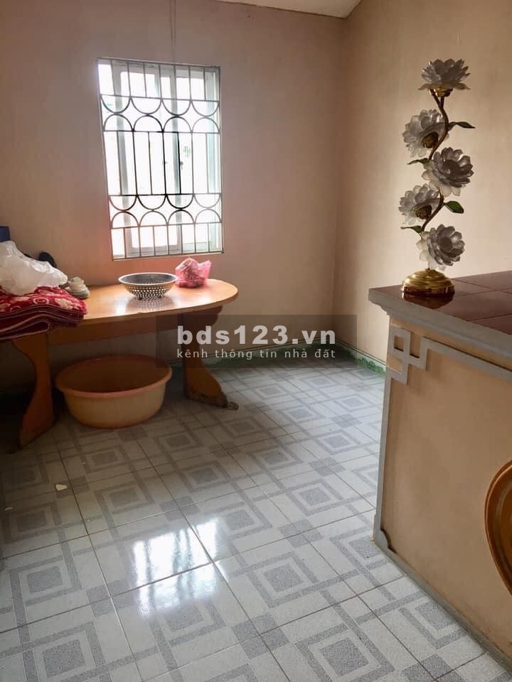Nhỉnh 2 tỷ nhà 42m 4 tầng số 41/254 Tam Trinh Hoàng Mai, khu an ninh