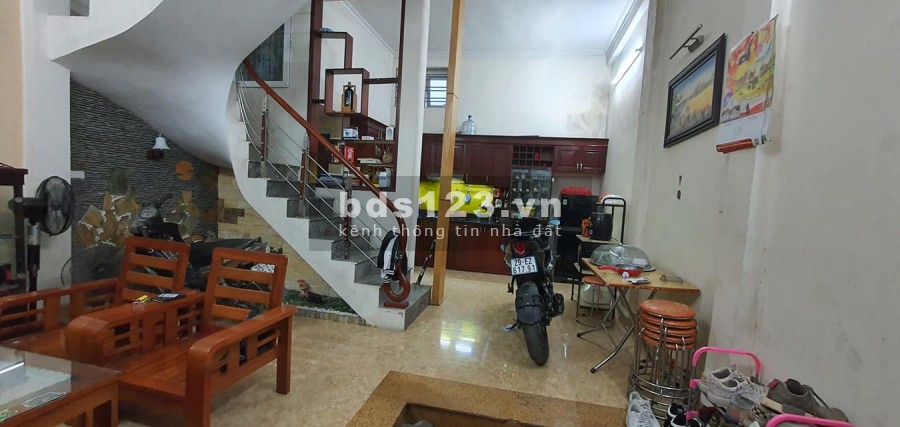 Bán Nhà Đại Học Y Hà Nội, Tôn Thất Tùng 50m2, 4T, 4.4 Tỷ. Nhà Đẹp Ở Luôn