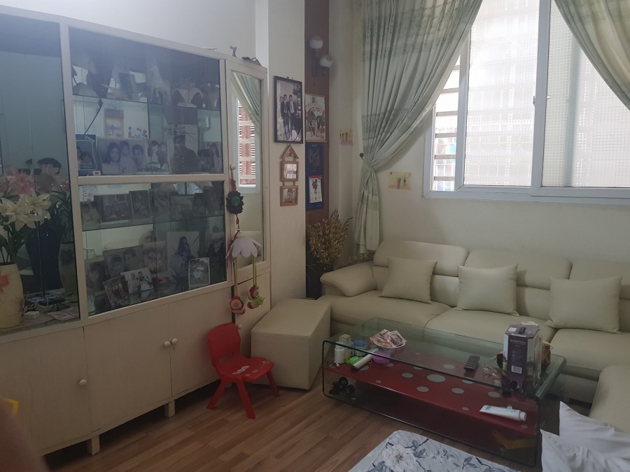 Bán nhà Kim Giang Quận Thanh Xuân, 3 tầng 70m2, giá chỉ hơn 5 tỷ