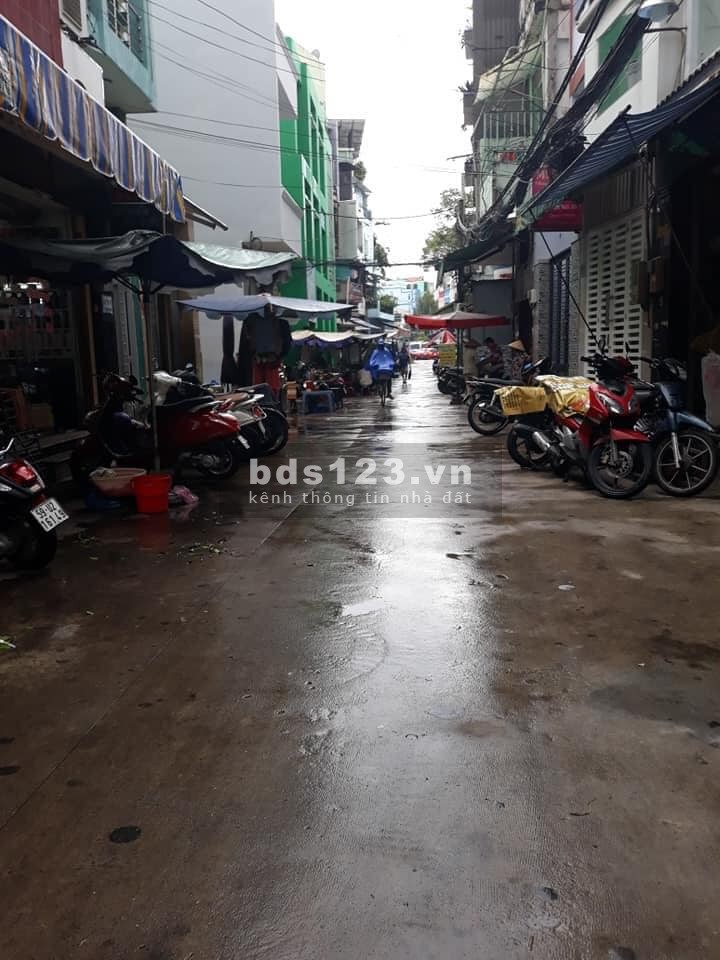 Bán nhà 5x20 hẻm xe hơi 6m Lý Thái Tổ P10 Q10, nhà cũ tiện đầu tư xây mới.