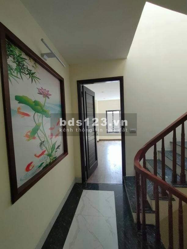 Bán nhà ngõ rộng, gần phố, nhà đẹp, an sinh đỉnh, giá 4.2 tỷ, lhcc