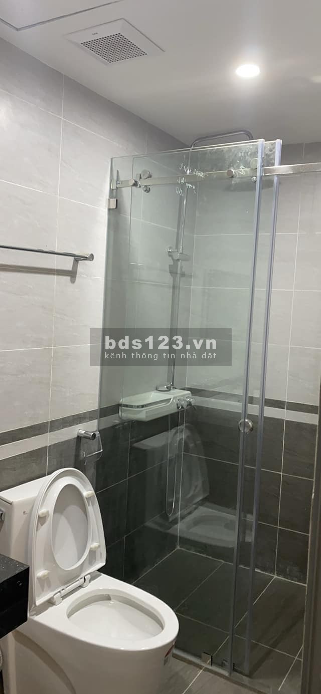 Nhà phân lô trung tâm Cầu Giấy, 20m ra phố, 2 ô tô tránh nhau.…