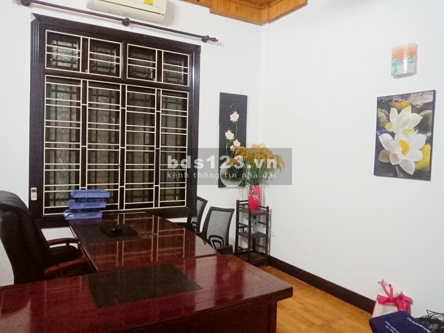 Bán nhà Nguyễn Hữu Thọ với diện tích 55m2, xây 5 tầng siêu đẹp, giá 15 tỷ, thương lượng