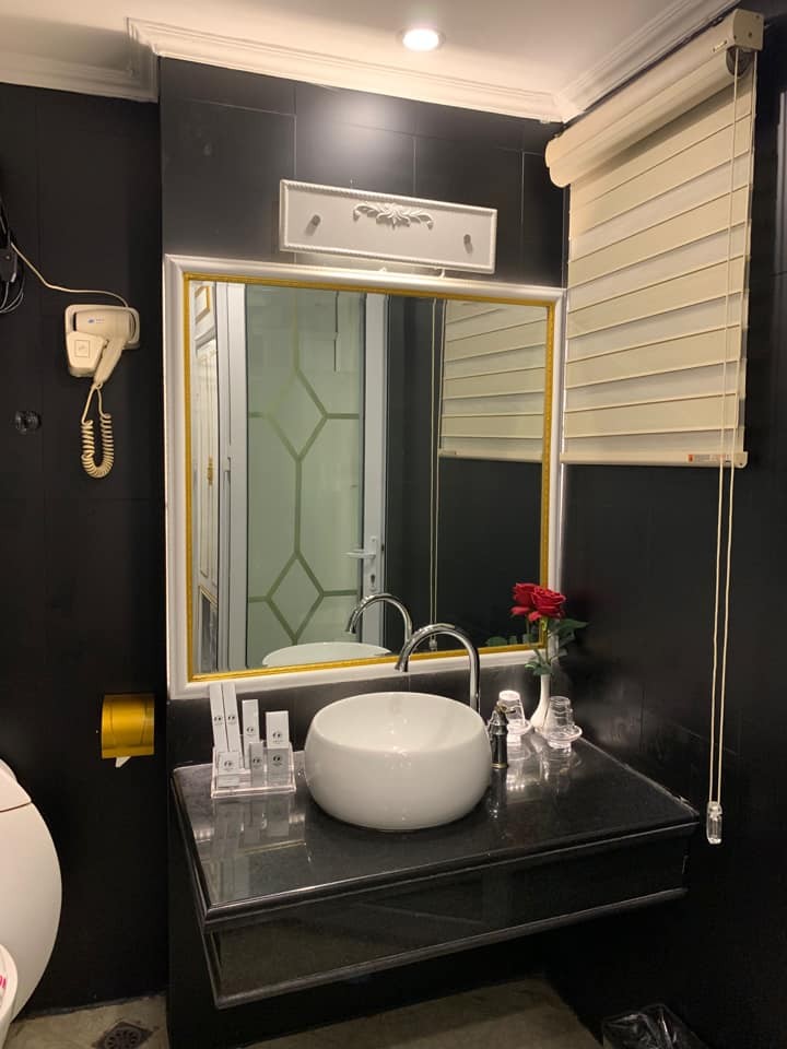Khách sạn 60 phòng VIP 420m2 x 10 tầng Hai Bà Trưng Hà Nội 60 tỷ