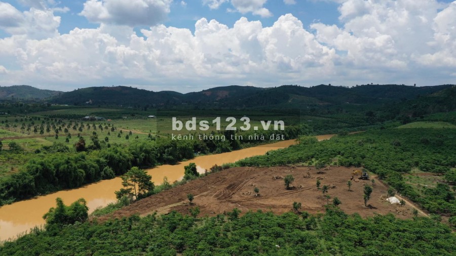 Lô đất 2600m2, suối Cam Ly, Nam Ban, giá bán chỉ 1.4 tỷ, thương lượng