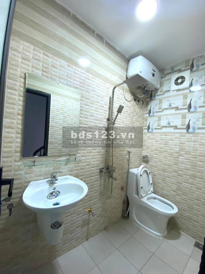 Bán nhà Nguyễn Hữu Thọ với diện tích 55m2, xây 5 tầng siêu đẹp, giá 15 tỷ, thương lượng