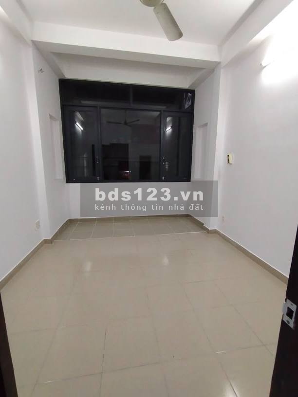 Nhà Quận 10, HXH đỗ cửa, 4 tầng BTCT, ở và cho thuê. 28m2 chỉ 5.6 tỷ TL
