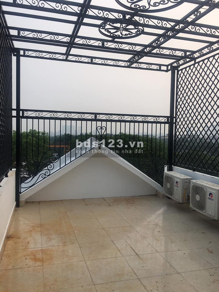 Bán nhà mặt phố đường Lâm Du Bồ Đề dt 60m2, 6 tầng, giá 9,8 tỷ