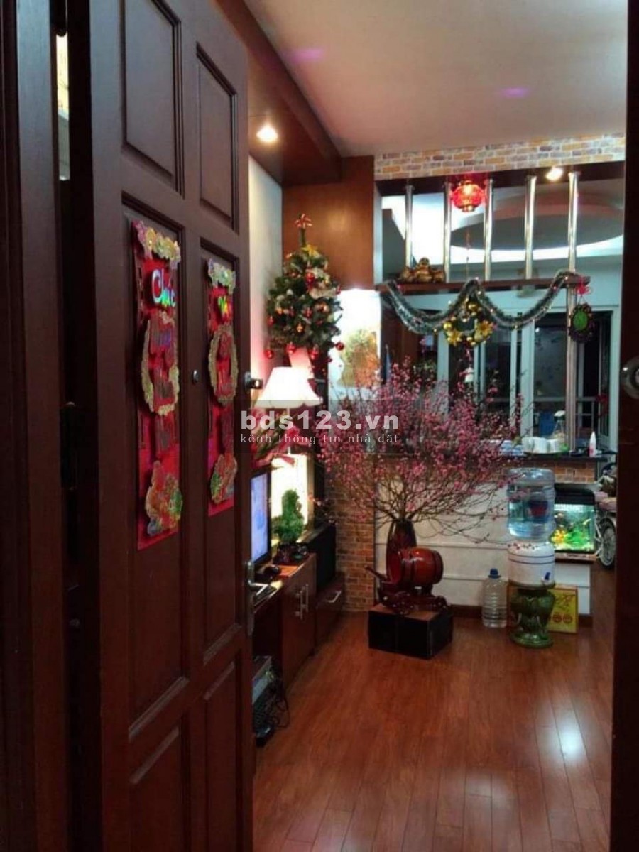 BÁN GẤP CHCC CT1 Ngô Thì Nhậm 61m2 2pn giá 1.38 tỷ, Full Nội Thất, SĐCC Lh: 0346967663