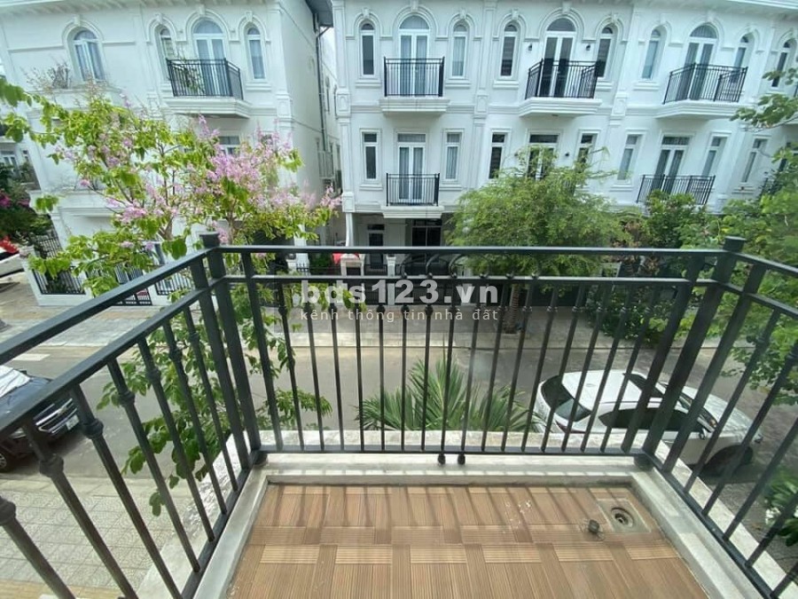 Cho thuê nhà 3 tầng khu đô thị Phú Gia Compound giá cho thuêu 18tr/tháng