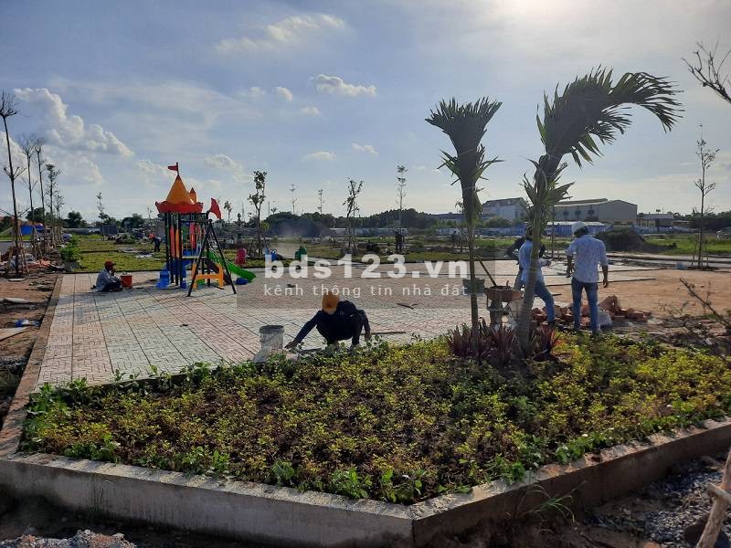 Bán Đất Nền Xã Tân Lân 16tr/m2 Mặt Tiền QL 50 Sổ Riêng Từng Nền Alo Ngay