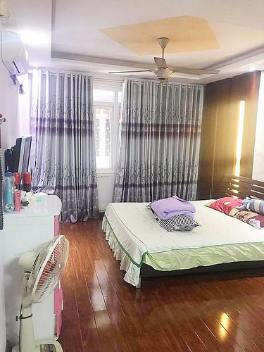 Bán Nhà Hoàng Quốc Việt dân trí cao an cư sinh sống dt 33m2, giá 2,9 tỷ
