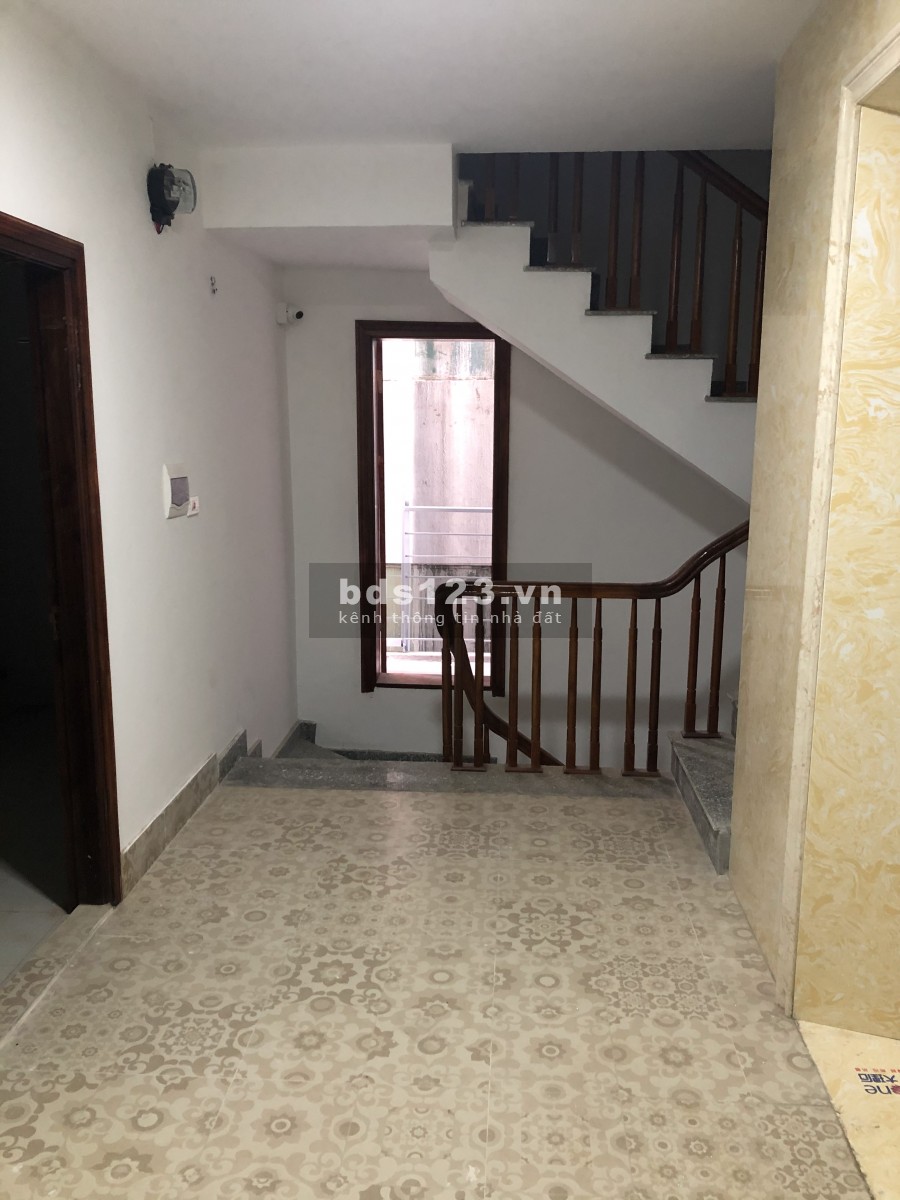 Cho thuê VP Số 2F ngõ 264 Hoàng Văn Thái, T.Xuân, HN 90m2