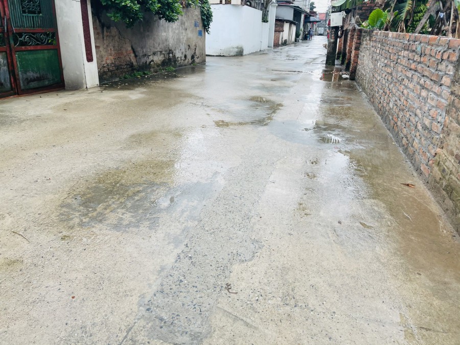 Chủ gửi bán 62.5m2 (6,25 x 10) bìa làng Lương Nỗ,Tiên Dương, Đông Anh. Ô tô đỗ cửa, giá công nhân. LH: Em Thắng
