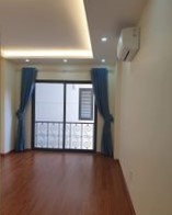 Bán nhà đẹp phường Ngọc Thuỵ, dt 31m2, 5 tầng, mt 3.5m, nhà mới xây, giá 3 tỷ
