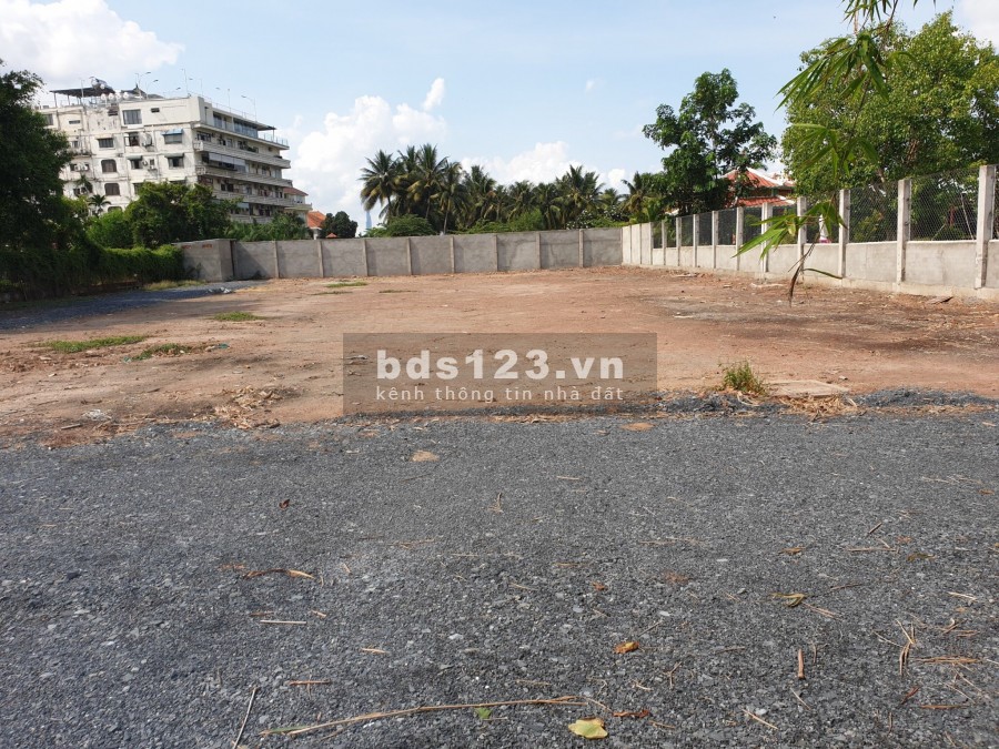 Bán Lô Đất lớn 1388m2 đẹp tại gần Villa An Phú Đông Quận 12