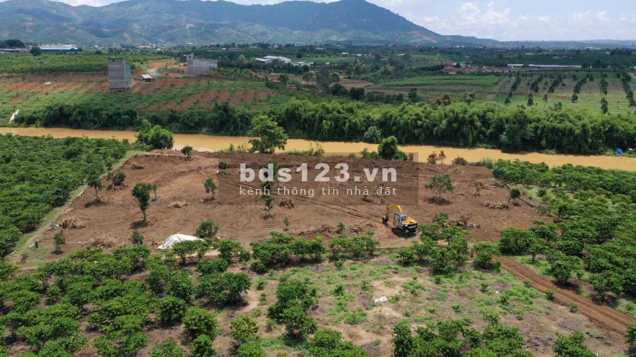 Lô đất 2600m2, suối Cam Ly, Nam Ban, giá bán chỉ 1.4 tỷ, thương lượng