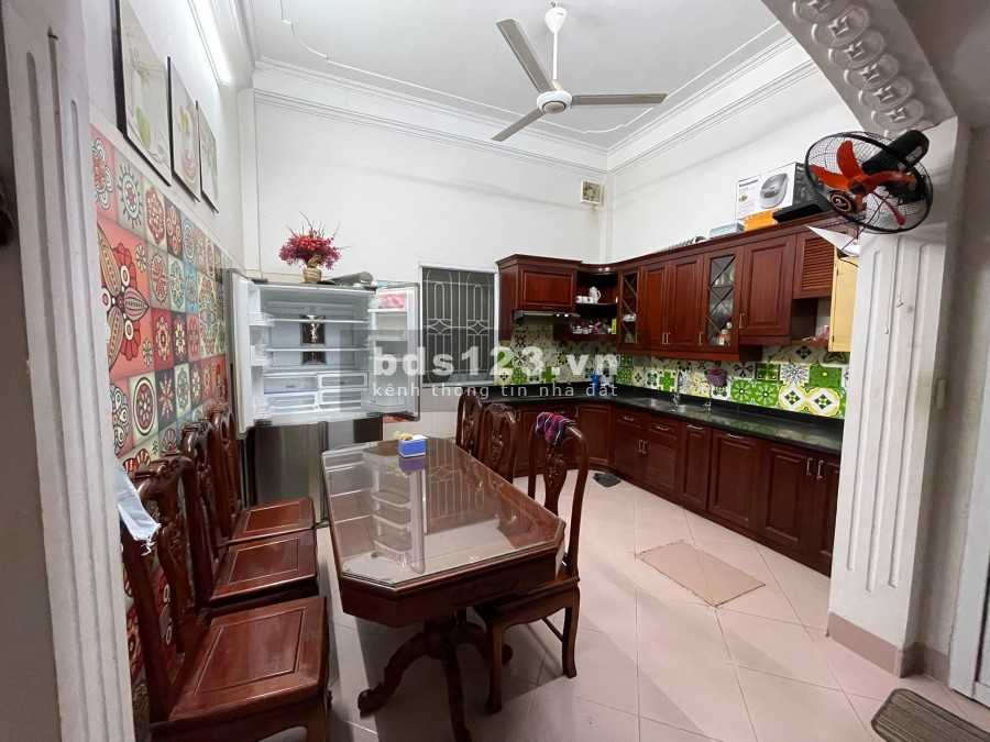 Bán Gấp Nhà Phùng Khoang, 47m x 4Tầng MT4.4m Nhà Đẹp Ở Luôn giá 5 tỷ 1 LH0902083139