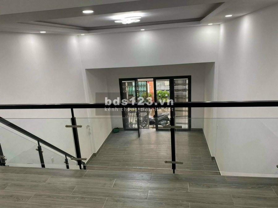 Nhà cấp 4 phường Cát Lái diện tích 56m2 giá bán 3.45 tỷ, lh 0906772704