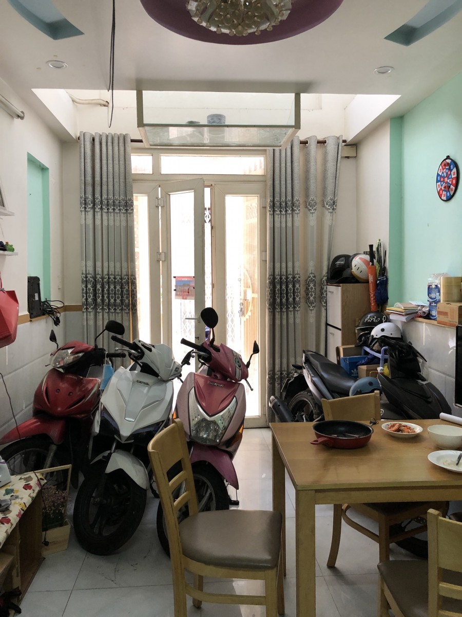 Nhà nguyên căn 4 tầng(3x8), 3 phòng ngủ, 4 nhà vệ sinh, 3 máy lạnh
