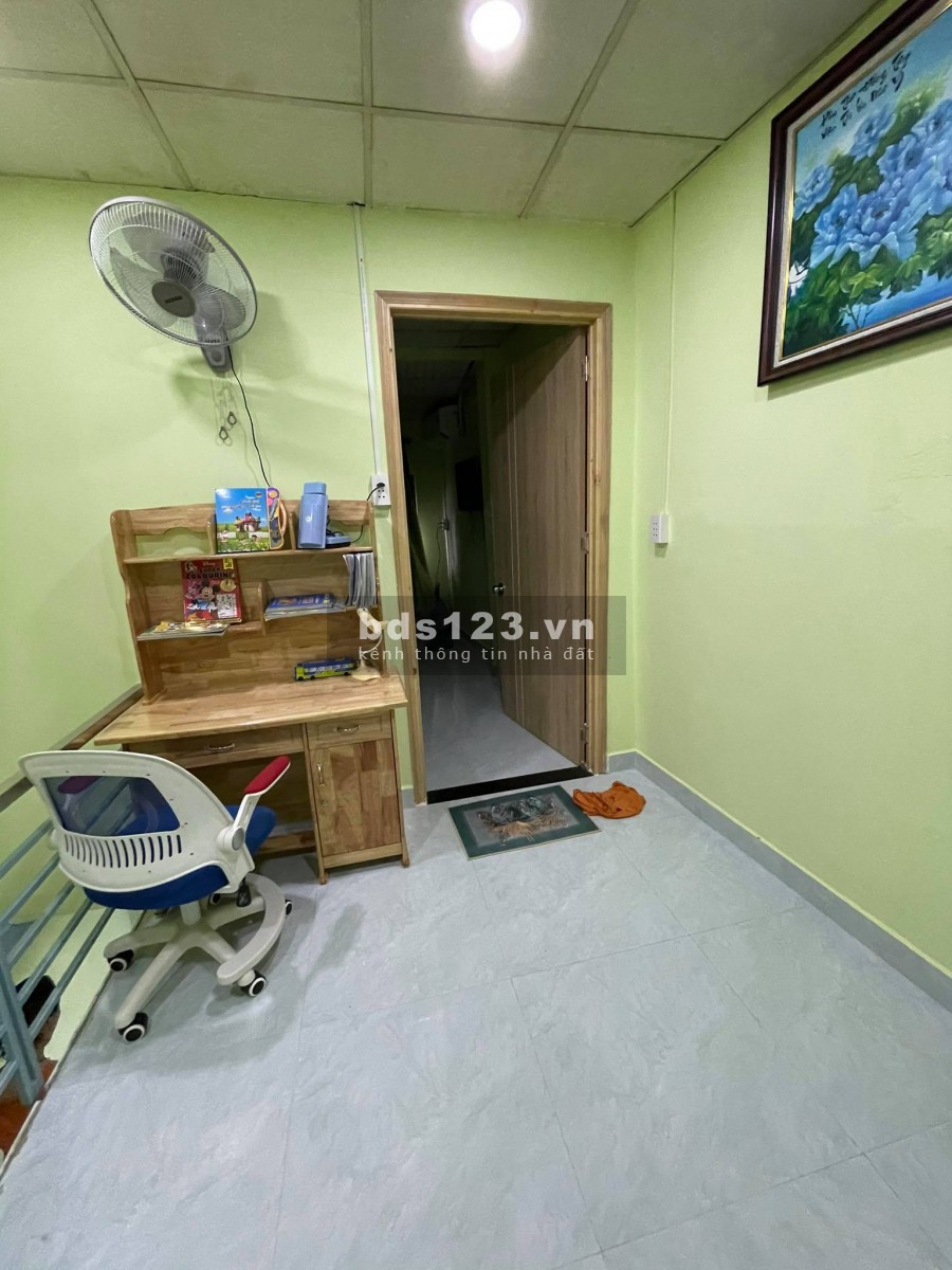 Hẻm 3m tới nhà ngay ngã tư Hàng Xanh chủ mới giảm giá còn 2.9 tỷ
