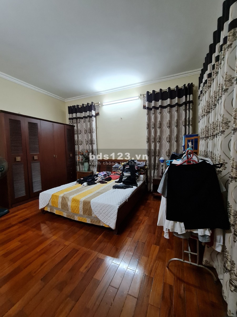 Bán Gấp Nhà Phùng Khoang, 47m x 4Tầng MT4.4m Nhà Đẹp Ở Luôn giá 5 tỷ 1 LH0902083139