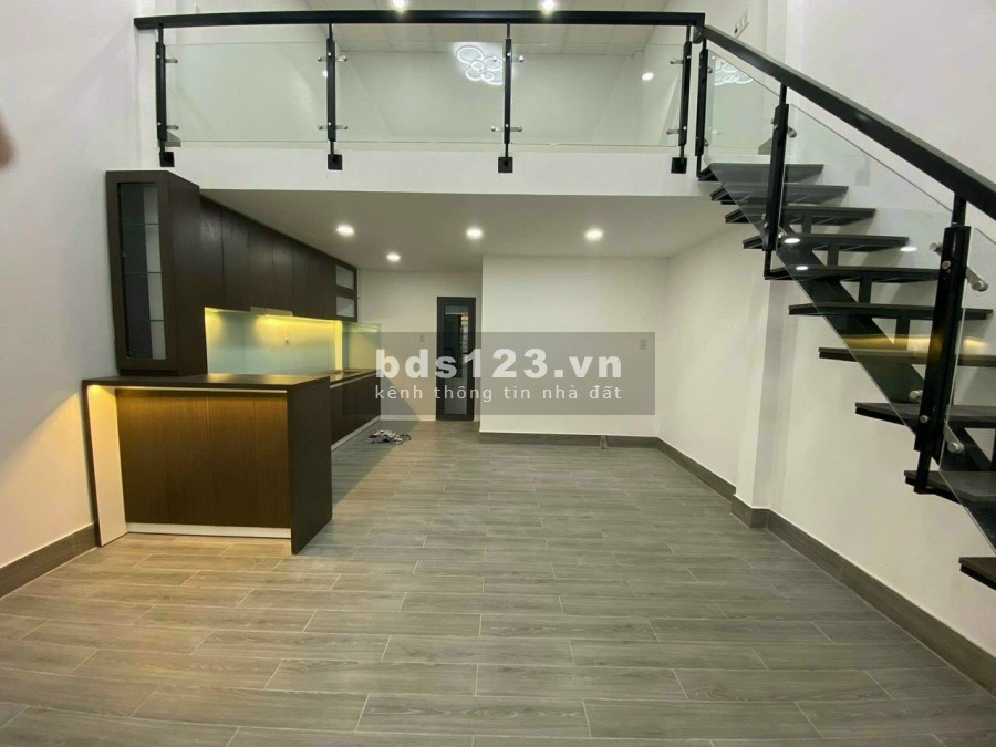 Nhà cấp 4 phường Cát Lái diện tích 56m2 giá bán 3.45 tỷ, lh 0906772704