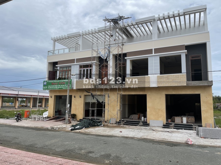 Bán đất nền khu vực chợ thạnh phú