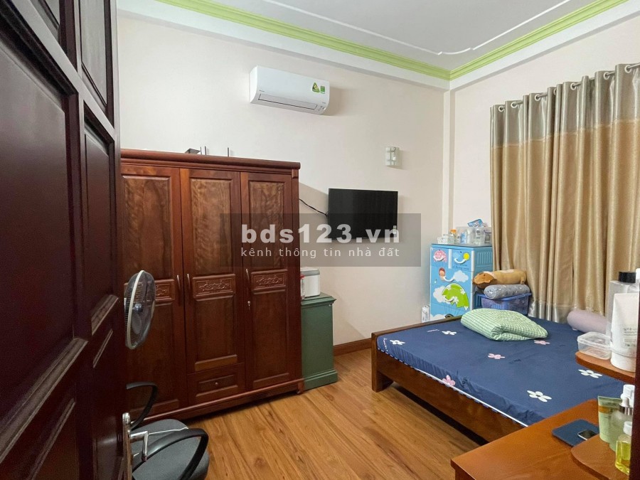 Bán nhà đẹp Xuân Phương, Nam Từ Liêm, dt 38m2, 5 tầng chỉ 2.75 tỷ, chính chủ