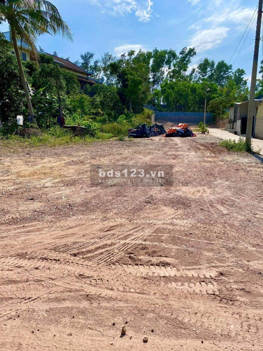 Cần bán lô đất đẹp, vuông văn tại Thượng 1- Thuỷ Xuân, thích họp ở và đầu tư